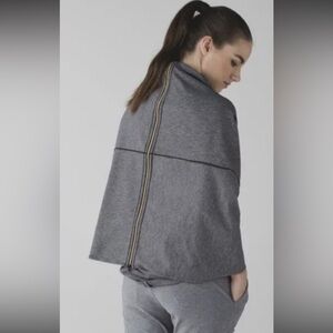 Lululemon OS Vinyasa Zip Scarf Wrap Shawl Black Gray Striped One Size Womens